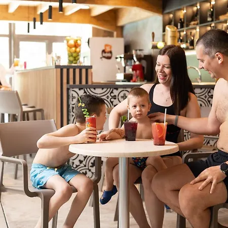 Hotel Sitno Forest - Family Friendly Vyhne