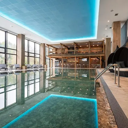 Sitno Forest - Family Friendly Hotel Vyhne