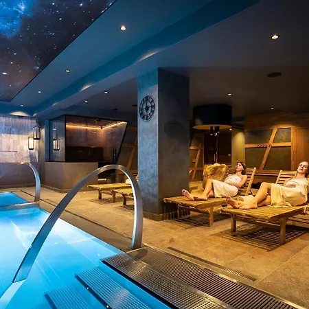 Hotel Sitno Forest - Family Friendly Vyhne