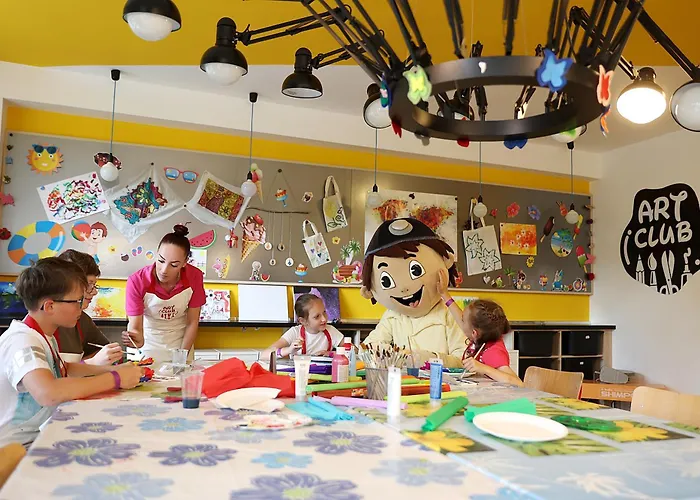 Hotel Sitno Forest - Family Friendly Vyhne